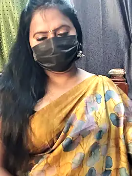 Snapshot of Meera_mia chatting on May 30, 7:44 pm Meera mia online show from May 30, 7:44 pm