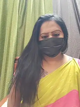 Snapshot of Meera_mia chatting on June 11, 10:41 pm Meera mia online show from June 11, 10:41 pm