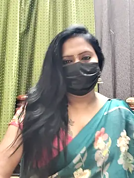 Snapshot of Meera_mia chatting on June 14, 11:40 pm Meera mia online show from June 14, 11:40 pm