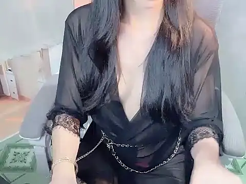 -Naomii  online show from July 13, 2:42 pm