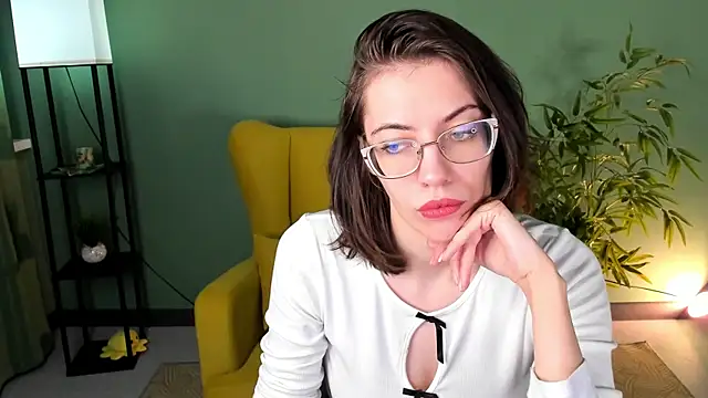 Snapshot of eva_sicret chatting on June 4, 4:29 am eva sicret online show from June 4, 4:29 am