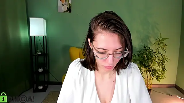 Snapshot of eva_sicret chatting on June 7, 4:16 am eva sicret online show from June 7, 4:16 am