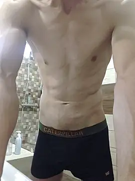 Nakedfanboy online show from June 24, 2:05 pm