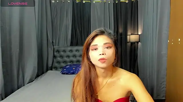 Snapshot of Valentina_lust chatting on May 31, 9:49 am Valentina lust online show from May 31, 9:49 am
