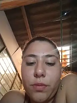 emaflorezz online show from June 18, 6:12 pm