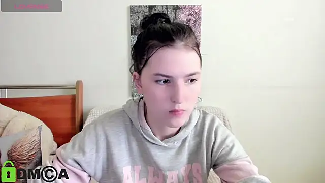 Kira Devi online show from June 6, 12:21 pm