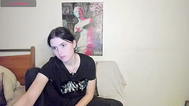 Kira Devi online show from June 11, 12:32 am