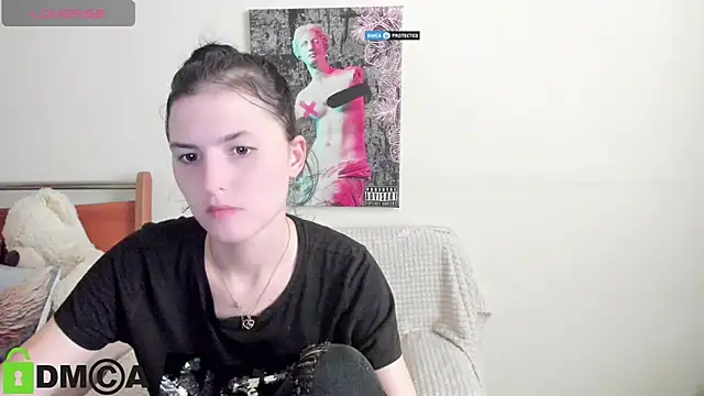 Kira Devi online show from June 12, 12:15 pm