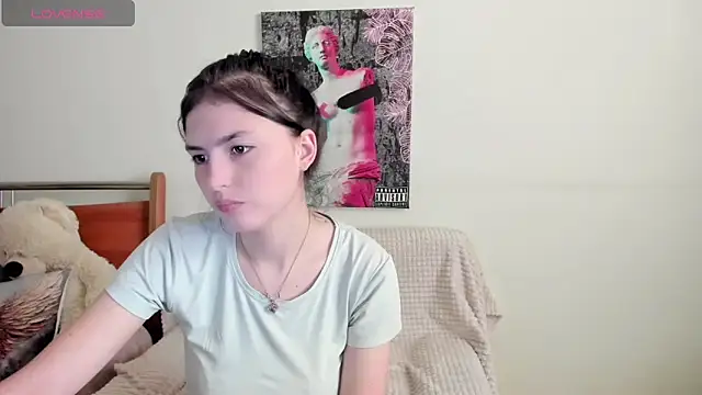 Kira Devi online show from June 16, 12:08 pm