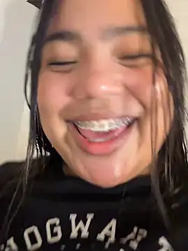 Snapshot of emily_morgam chatting on July 17, 3:13 am emily morgam online show from July 17, 3:13 am