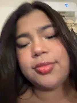 Snapshot of emily_morgam chatting on July 24, 11:03 pm emily morgam online show from July 24, 11:03 pm