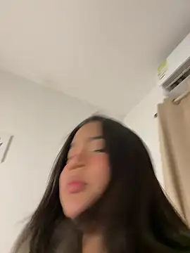 Snapshot of emily_morgam chatting on August 1, 1:38 am emily morgam online show from August 1, 1:38 am