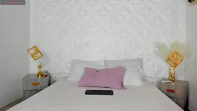 Snapshot of Cathaleya_sexy chatting on June 5, 9:20 pm Cathaleya sexy online show from June 5, 9:20 pm