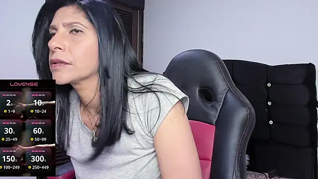 Samantha01 Rosse01 online show from July 30, 10:53 pm