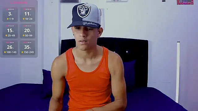 theo bigcock  online show from July 31, 6:51 pm