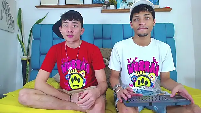 STRANGER BOYS online show from July 9, 11:09 pm