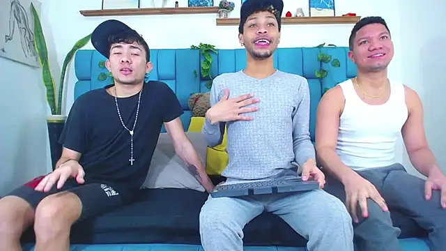 STRANGER BOYS online show from July 19, 5:05 pm