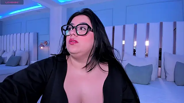 maite graay online show from June 23, 11:52 am