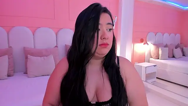 maite graay online show from July 28, 12:48 pm
