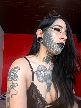 Snapshot of Venom-Luna chatting on June 5, 5:29 pm Venom-Luna online show from June 5, 5:29 pm