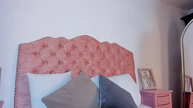 PriscilaCooper  online show from June 27, 2:55 pm