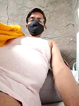 bottom monty online show from June 10, 9:14 pm