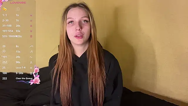 Snapshot of xXMelanieseXx chatting on June 14, 4:42 pm xXMelanieseXx online show from June 14, 4:42 pm