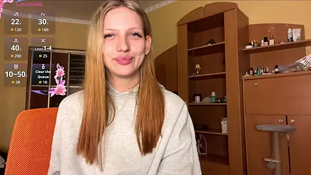 xXMelanieseXx online show from June 22, 4:26 pm