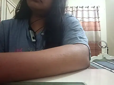Snapshot of Neha-71 chatting on June 5, 8:58 pm Neha-71 online show from June 5, 8:58 pm