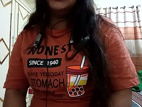 Snapshot of Neha-71 chatting on June 9, 10:21 pm Neha-71 online show from June 9, 10:21 pm