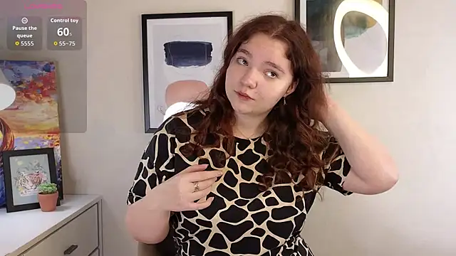 Snapshot of Angela_Adams_ chatting on June 14, 5:15 pm Angela Adams online show from June 14, 5:15 pm