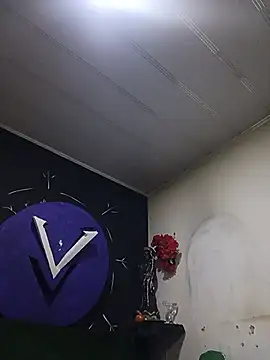 Valentino dominusSexx online show from July 24, 1:58 am