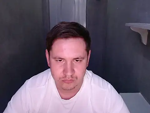 Snapshot of Max_Marlyn chatting on June 7, 2:54 pm Max Marlyn online show from June 7, 2:54 pm