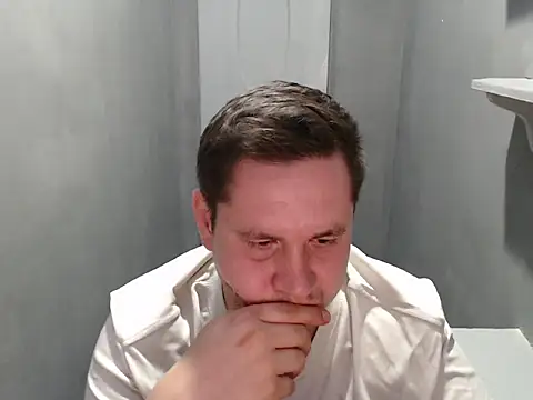 Snapshot of Max_Marlyn chatting on June 9, 7:58 pm Max Marlyn online show from June 9, 7:58 pm