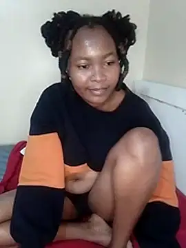 Snapshot of GoddessReen chatting on July 7, 6:47 am GoddessReen online show from July 7, 6:47 am
