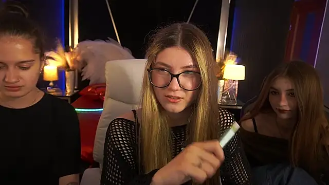 Talia Blakwood online show from June 12, 6:51 pm