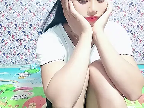 Snapshot of Yingg19 chatting on June 1, 6:53 pm Yingg19 online show from June 1, 6:53 pm