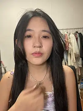 Snapshot of summer-a chatting on June 9, 5:24 pm summer-a online show from June 9, 5:24 pm