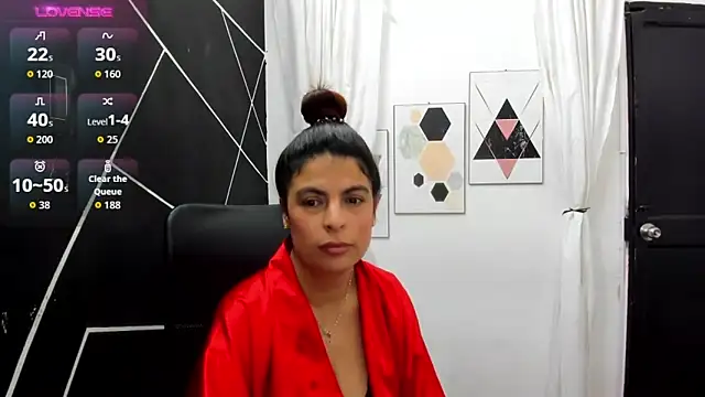 Snapshot of Liz_Levo chatting on September 26, 1:04 pm Liz Levo online show from September 26, 1:04 pm