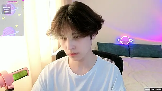 Snapshot of _Milway_ chatting on July 3, 1:39 pm Milway online show from July 3, 1:39 pm