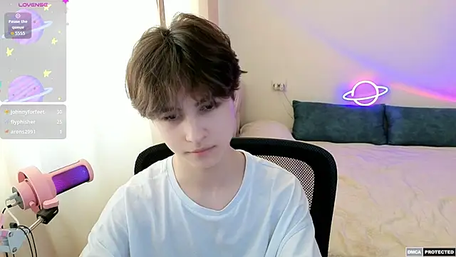 Snapshot of _Milway_ chatting on July 28, 3:21 pm Milway online show from July 28, 3:21 pm
