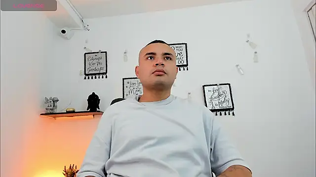 DamianBlazze online show from May 31, 12:23 pm