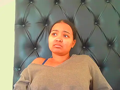 Snapshot of indianaphrodite1 chatting on June 8, 5:41 am indianaphrodite1 online show from June 8, 5:41 am