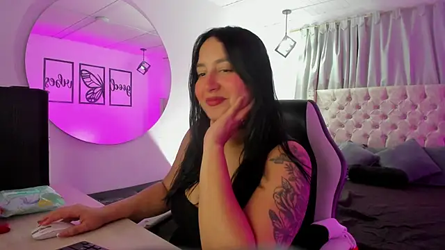 sofia klarck online show from June 11, 2:53 am