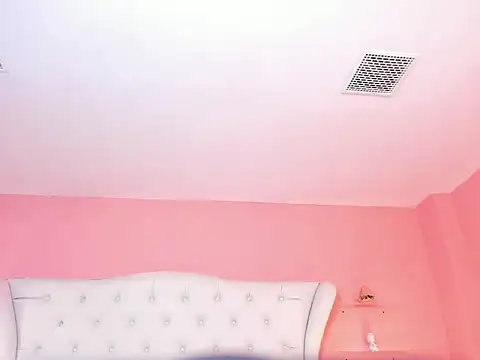 Snapshot of Miss_serena chatting on June 17, 2:51 pm Miss serena online show from June 17, 2:51 pm