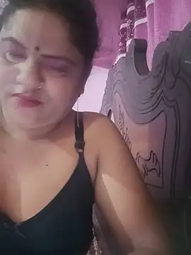 Maya Vabi online show from July 21, 1:57 pm
