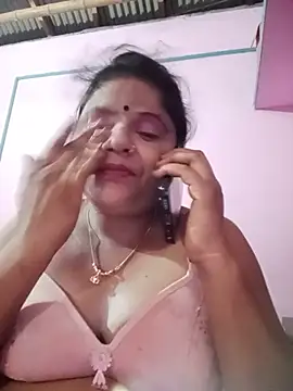 Maya Vabi online show from July 27, 2:13 pm