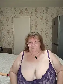 Sweet19-68 online show from June 6, 8:52 am
