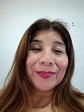 Snapshot of fire_mommy chatting on July 22, 7:16 pm fire mommy online show from July 22, 7:16 pm