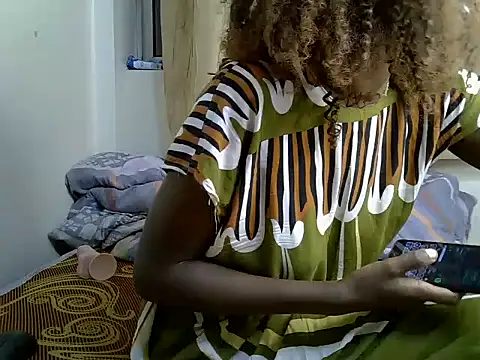 Holygoddess online show from June 20, 4:32 pm